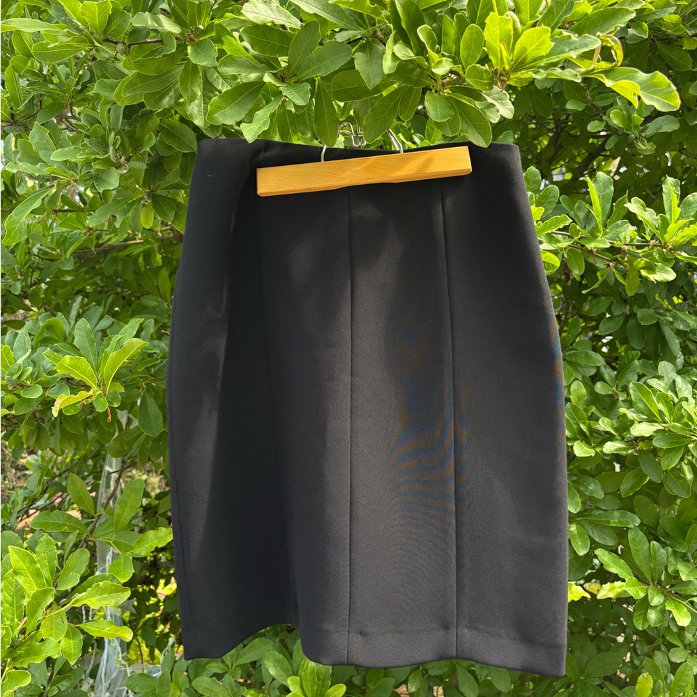 Anne Klein Classic Black Pencil Skirt